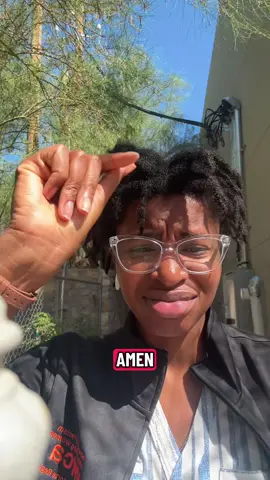 God is moving! We movin!!! Today’s Bible verse 1 John chapter 4, verse 18  #chinelolovesu #lunchwithme #bibleverse 