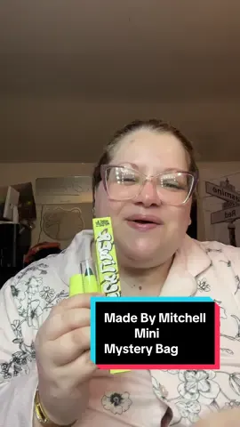 @🇬🇧MADEBYMITCHELL🇬🇧 @🇺🇸MADEBYMITCHELL🇺🇸 Mini Mystery Bag so worth it. #madebymitchell #mysterybag #makeup #madebymitchellmysterybag #beauty 
