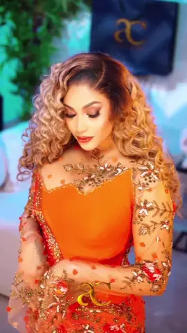 LA MAGNIFIQUE ADJIA DIALLO #senegalaise_tik_tok #senegal #vivianechidid #wallyseckofficiel 