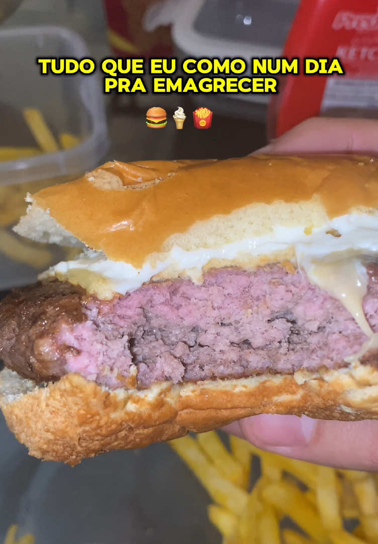 Tudo que eu como em um dia pra emagrecer  #emagrecimento #emagrecer #deficitcalorico #dietaflexivel 