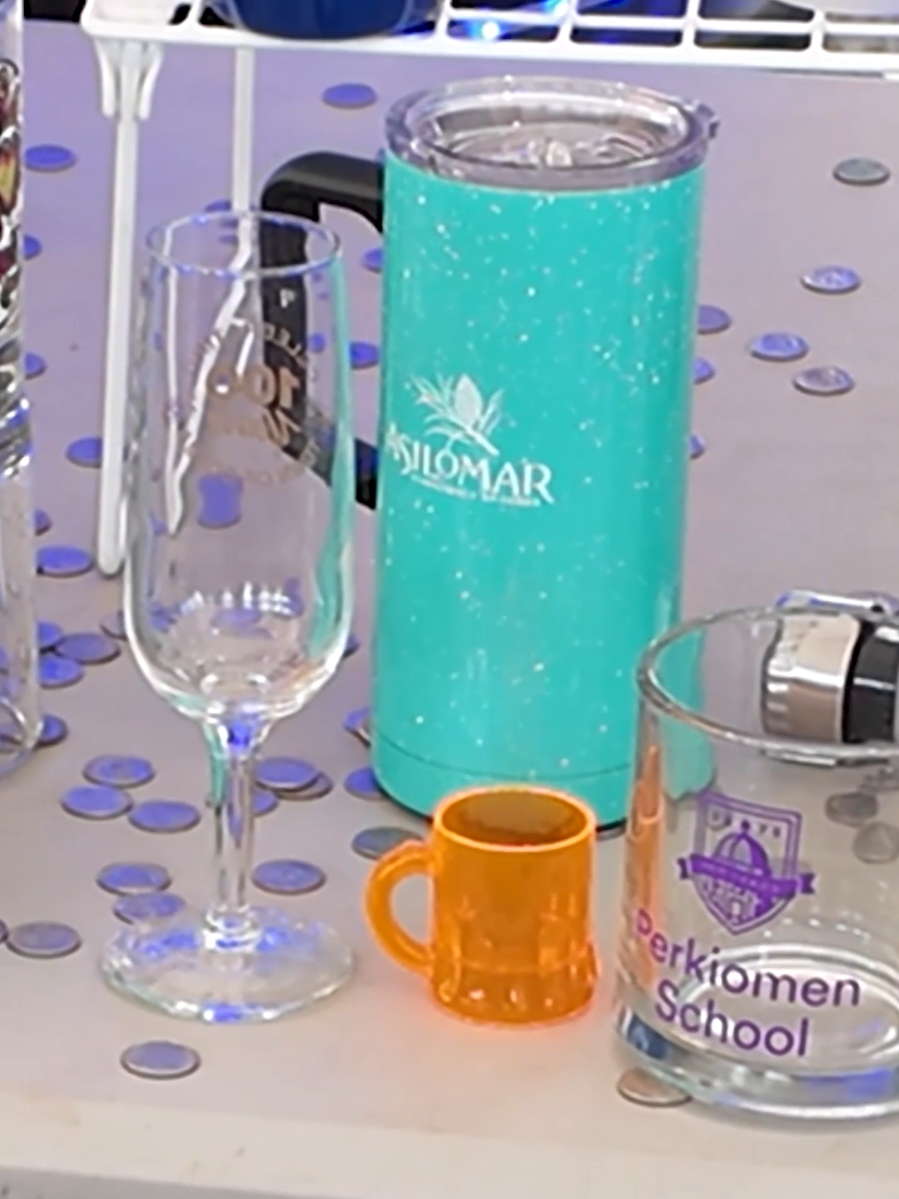 I couldn't stop winning at this carnival game! #carnivalgames #fyp #trickshot 