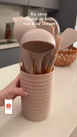 kit utensílios de cozinha.✨ Gostou comenta  QUERO te envio o link. #concha#espumadeiradesilicone#cozinha #tiktok 