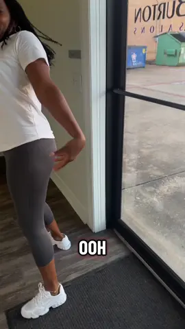 Yall heard her LOC UP  BOOK NOW ❤️ WALK IN AVAILABLE CALL BEFORE ☎️ (832)909-8382   📍2745D N. Town Center Blvd., Suite 186-187 Sugar Land, Tx 77479 WE HAVE A DEAL GOING ON 220 MEDIUM SIZED WAIST LENGTH BOX/KNOTLESS BRAIDS EXPRESSION HAIR INCLUDED UNTIL OCT 30TH BOOK NOW ❤️SCHEDULE LINK IN BIO!! #viral #trending #houston #Homecoming #BlackTikTok 