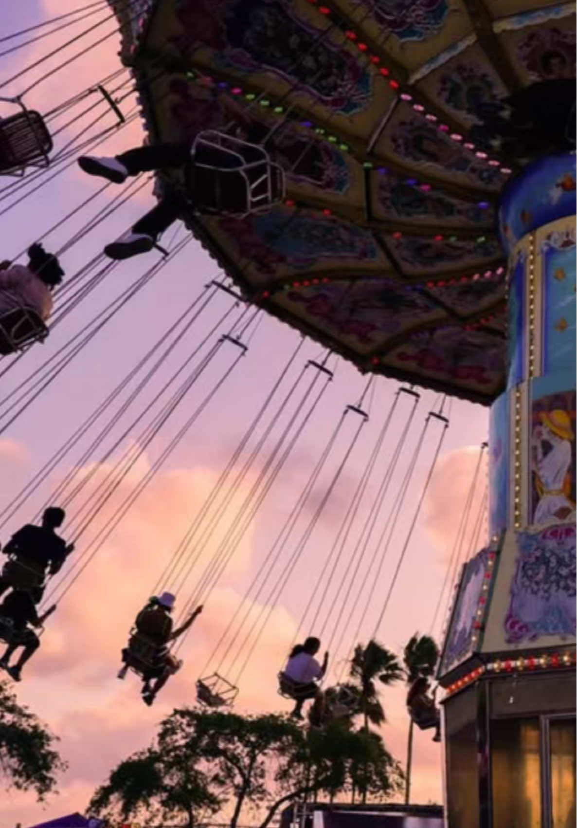 A little over halfway till gates open!🎡✨ #miamiyouthfair #bethere #fairaesthetic #fyp #miami 