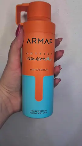 🧡 Mandarin Sky by Armaf – Perfume Spray 🧡 Un estallido de cítricos brillantes que se funde con un fondo dulce y amaderado, creando una fragancia fresca, elegante y tremendamente adictiva. Energía y sofisticación en cada spray. ✨ Notas olfativas: 🍊 Salida: Mandarina, Naranja, Bergamota 🌸 Corazón: Jazmín, Flor de azahar 🌲 Fondo: Almizcle, Cedro, Ámbar 📌 Tipo de fragancia: Masculina – fresca, frutal y con toque sexy. 🎯 Dupe / Inspiración: Inspirado en Jean Paul Gaultier Scandal Pour Homme, con esa vibra cítrica-dulce que conquista desde el primer instante. 🚚 Disponible con entrega inmediata. #MandarinSky #ArmafPerfumes #PerfumeMasculino #DupeScandalPourHomme #PerfumeOriginal   