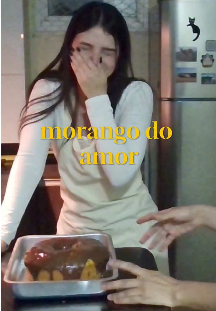 quando perguntarem meus dotes culinários mostrarei esse video 😀 comeriam meu morango do amor? #fyp 