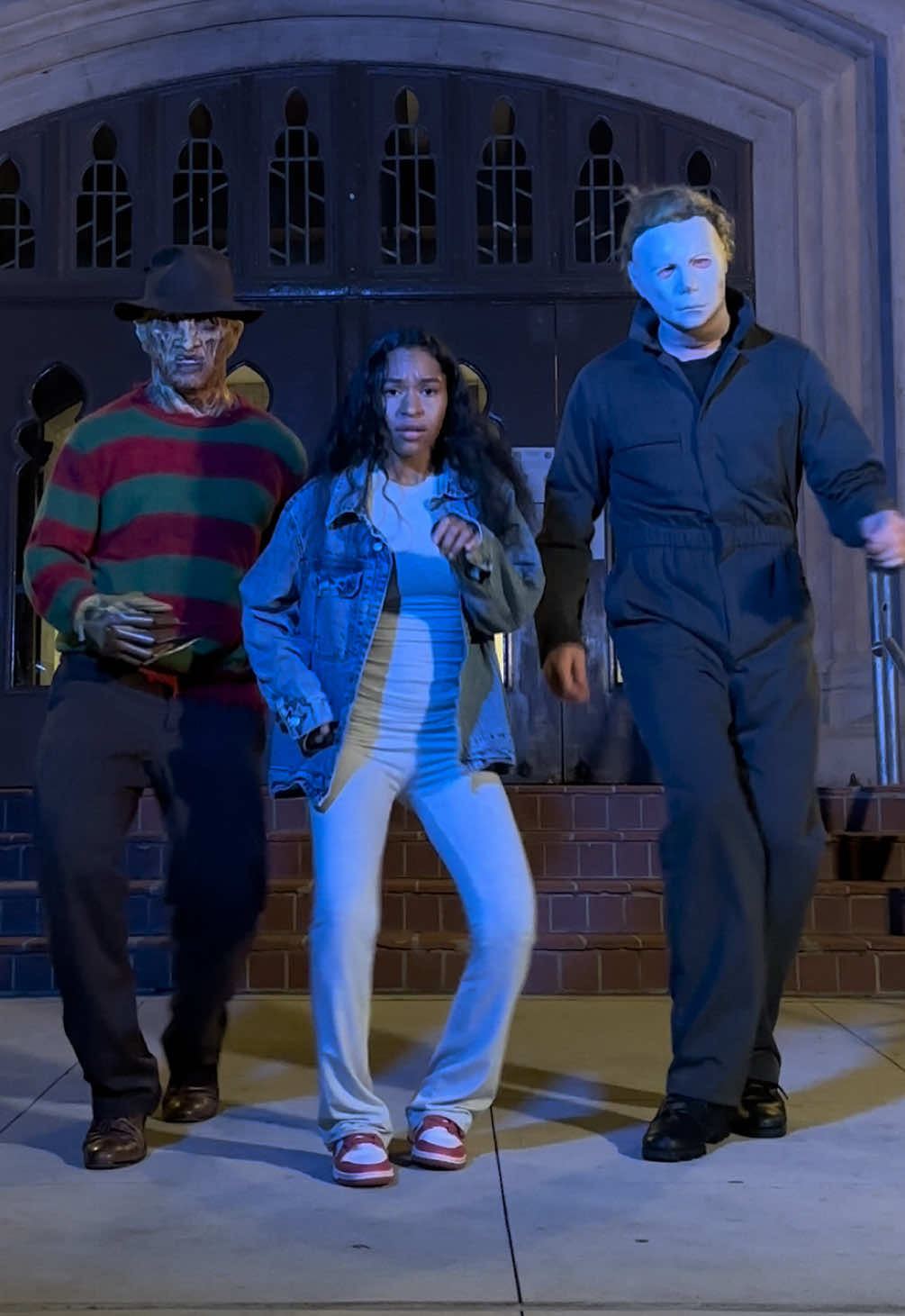 run to me 😳 #fyp #spookyseason @Freddy Krueger @Michael Myers 