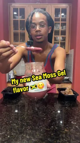 Do you think sea moss gel tastes weird? I can’t relate with my homemade sea moss gel recipe 😋 Yaad Moss sea moss gels utlilises organic wild crafted seamoss from St. Thomas, Jamaica 🇯🇲  Available in the USA 🇺🇸  #seamoss #veganfood 