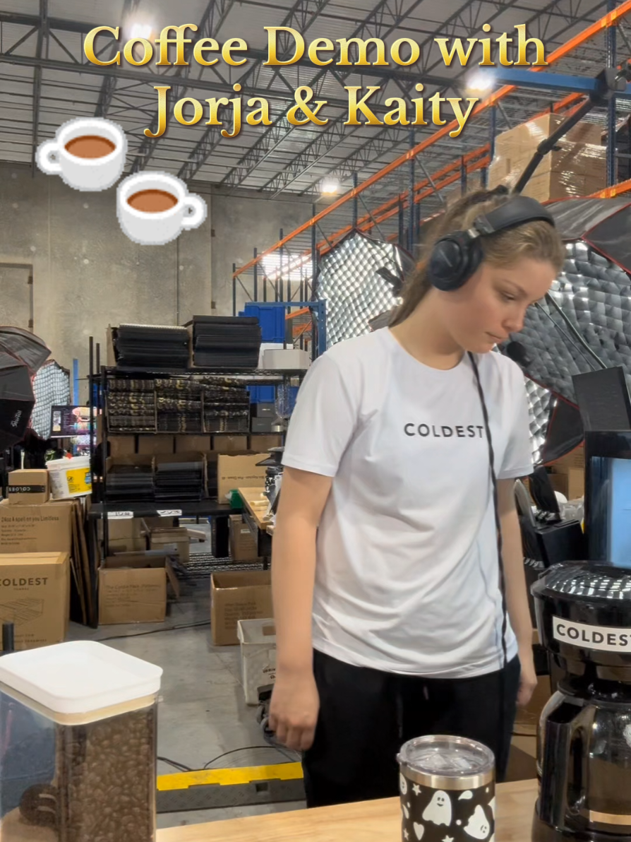 Coffee demo with Jorja and Kaity!! #CapCut #coffeetok #tumblersoftiktok #fyp #coldest 