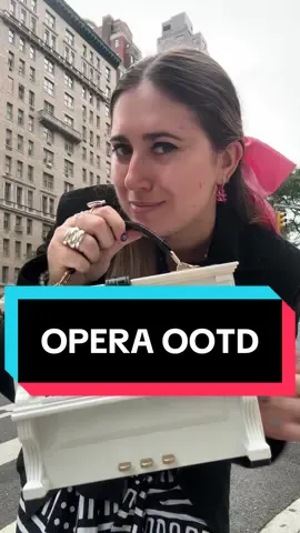 My outfit for the opera tonight featuring my piano purse 🖤🤍🩷 and yes, I wore this to work, too #maximalistfashion #maximaliststyle #opera 