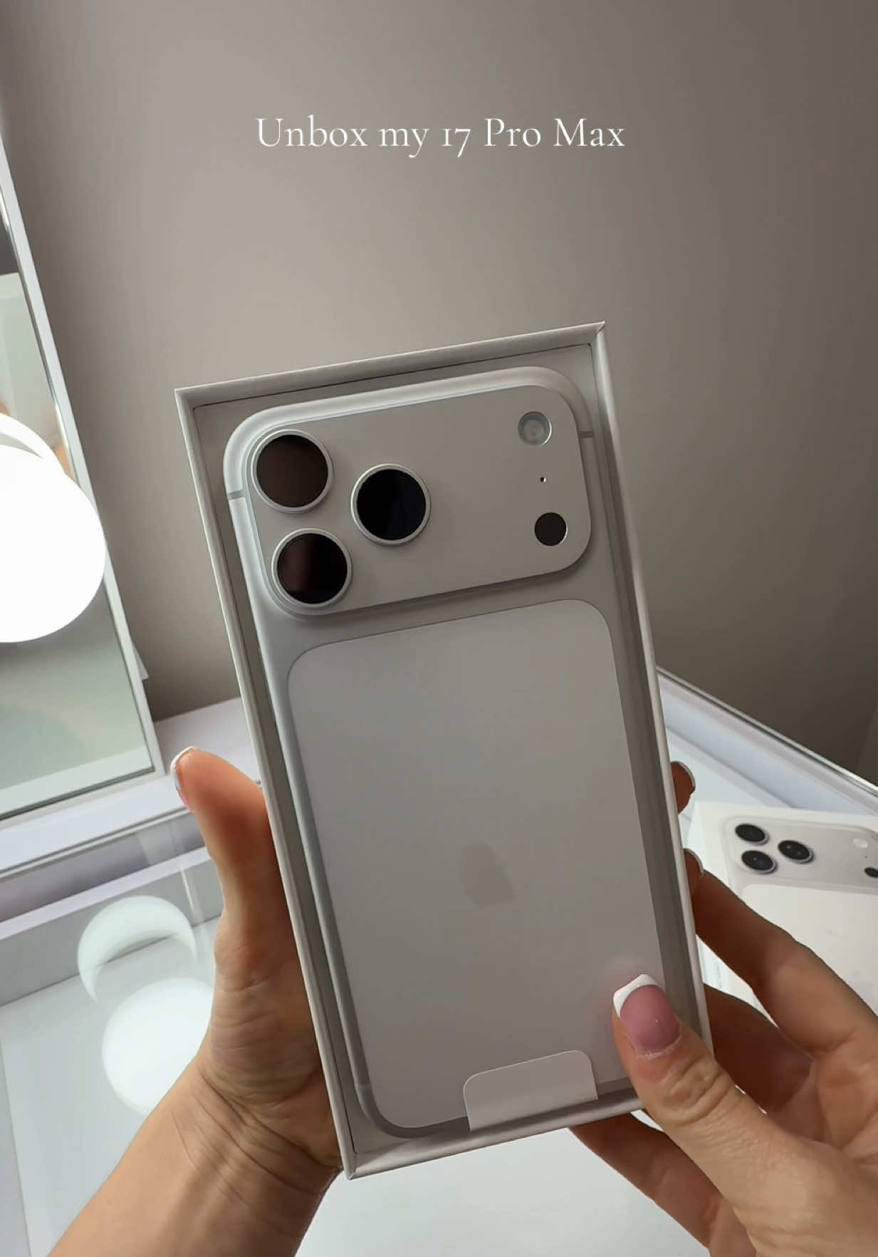 🤭🤭🤭🤭 #iphone #iphone17promax #iphoneunboxing 