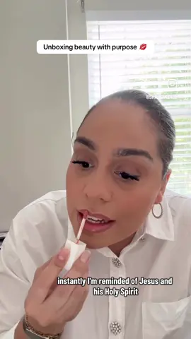 Unboxing beauty with purpose 💋 This isn’t just lip gloss — it’s anointed. @Liberte Lips is changing the game with gloss that looks good, smells amazing, and reminds you who you are in Christ every time you apply it. ✨ Smooth. Hydrating. Spirit-filled. Wearing the Word, one swipe at a time. #lipgloss #faith #christiantiktok 