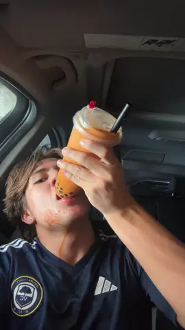Does anyone else’s boba do this?