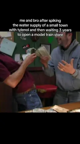 infinite money glitch . . . . . . #iasip #alwayssunny #fyp #meme #viral 