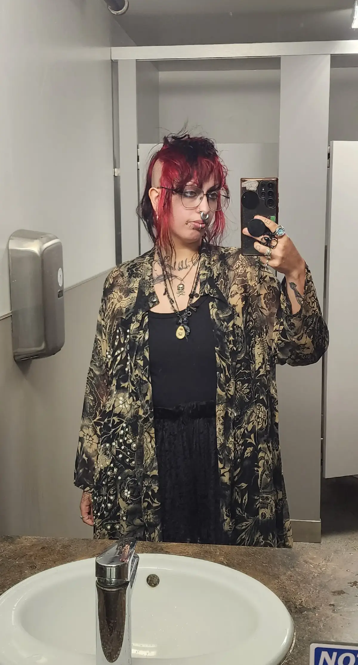 never thought id use Ai but this fucked me up