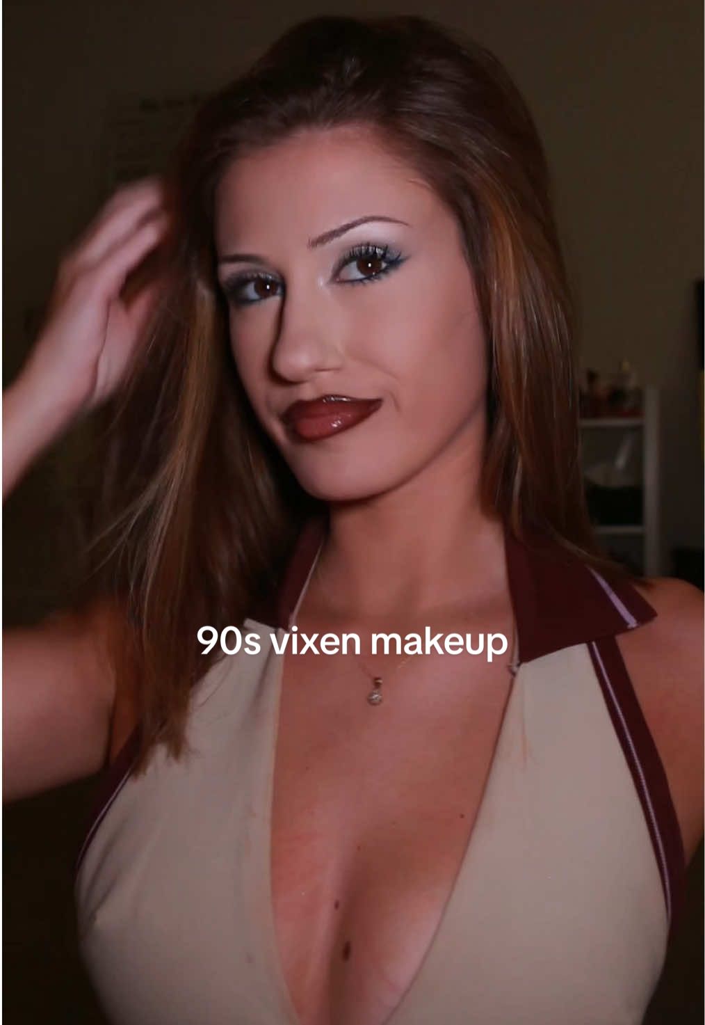 90s vixen makeup tutorial 🥀💿 the lips make itt😩🤭 #90s #makeuptutorial #90sthrowback #90slook #vixenmakeup 