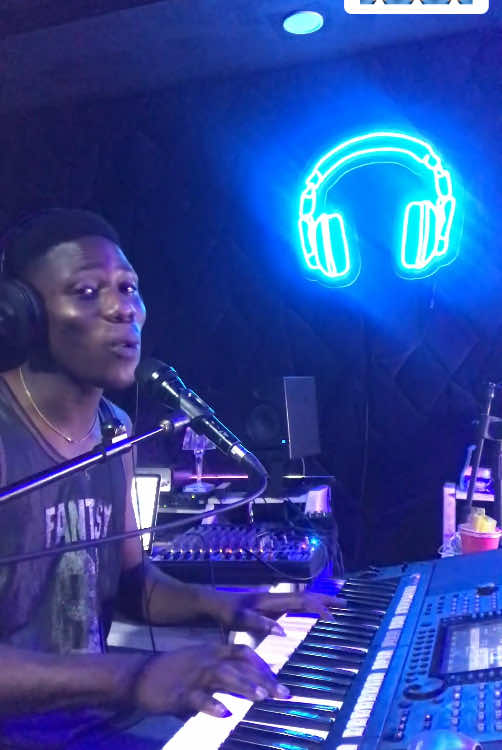 Prayer 🙏🏼 #prayer #fyp #foryoupage #amazing  @ePianoh 