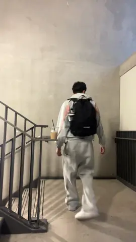 Calm monochrome fit #OOTD #supreme #fits #canada #fyppppppppppppppppppppppp 