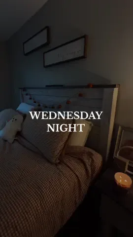 autumn nights 🧸 @target @onequince @Shark Home @HomeGoods @Owala #cozy #cozyvibes #fallaesthetic #fallaesthetic #creatorsearchinsights 