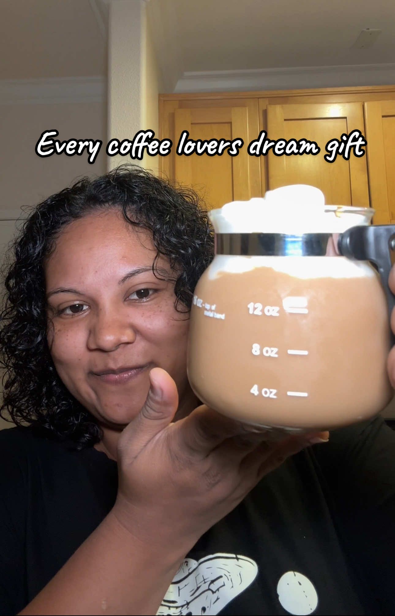 Meet your new favorite mug! This coffee pot–style glass holds up to 16oz of your favorite hot or cold drinks. The best part? It comes with FREE shipping 🚚💨 Perfect for coffee lovers who want a little extra style with every sip.  #CoffeeLovers #MugGoals #CoffeeAesthetic #freeshipping 
