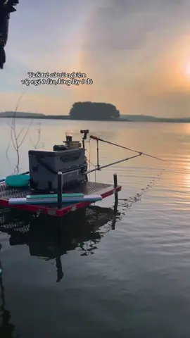 cùng ngắm bình minh và nhâm nhi ly cf nào ae đồng môn ơi 🤭🤗🤭🤗#phunggiau72 #câucagiaitri🐟🐟 