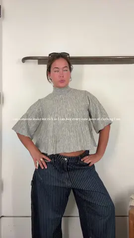 I become a shopaholic in the fall 