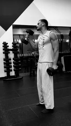 Quitting doesn’t end the struggle — it only guarantees the struggle meant nothing. 👌🏽 #motivation #fyp #achiveyourgoals #xycba #blowthisupforme 