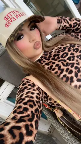 hotter than everrrrr🙄