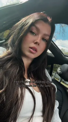 😜  #deftones #7words #rockmusic #yeg #brunette 