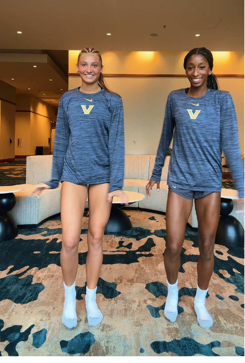 GAMEDAY VS TEXAS!!!!! #vanderbiltvolleyball #secvolleyball #volleyball #ncaavolleyball #volleyballgirls @reeseanimashaun 