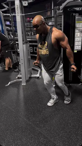 THE TANK  . .#tamoactivo24 #GymMotivation #EntrenaDuro #GymLife #workoutvideos 