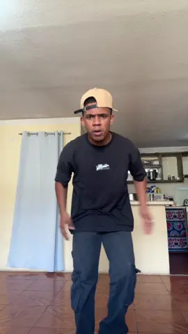 Chicoo vamos pal perreo🕺🏽🤦🏽‍♂️#paratii #viral #baile 