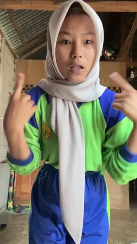 grasak grusuk pls😭#masukberanda #fyp #affiliatemarketing #affiliatepemula #kelly 