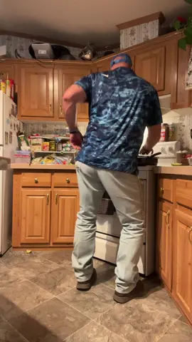 Let’s go lol #showthelovesharethelove #pricesrightfamily #sharethevibenothehate 