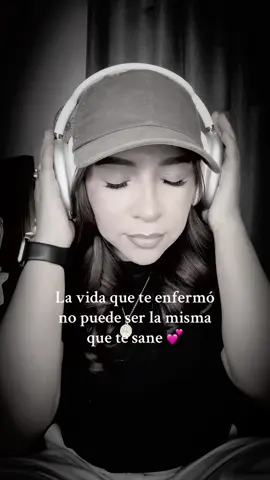 La vida que te enfermo. No puede ser la misma que te sane. ❤️‍🩹 #frasesmotivadoras #frasesparadedicar 