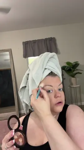 Let’s add a little bit of spice with @FabD Beauty 💄💗 #spicysplash #fabdbeauty 