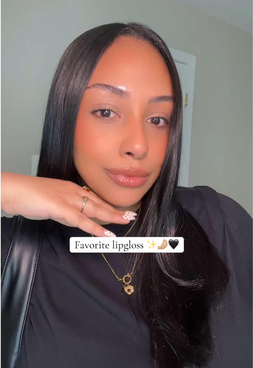 My favorite lipgloss from @elfcosmetics @e.l.f. Cosmetics #lipgloss #lipcombo #elfcosmetics 