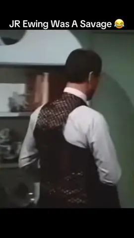 My Moms Use To Love This Show….This Guy Was A Straight SAVAGE 🤣🤣🤣 #fyp #jrewing #dallastvseries #camron #mase 
