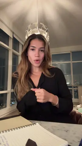 @Aisha Mian sneaky gal 