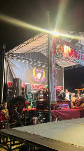 @MKM Official 🔥🫡 #jaranantiktok #jarananblitar #jarananindonesia #solahjaranan #javaneseculture 