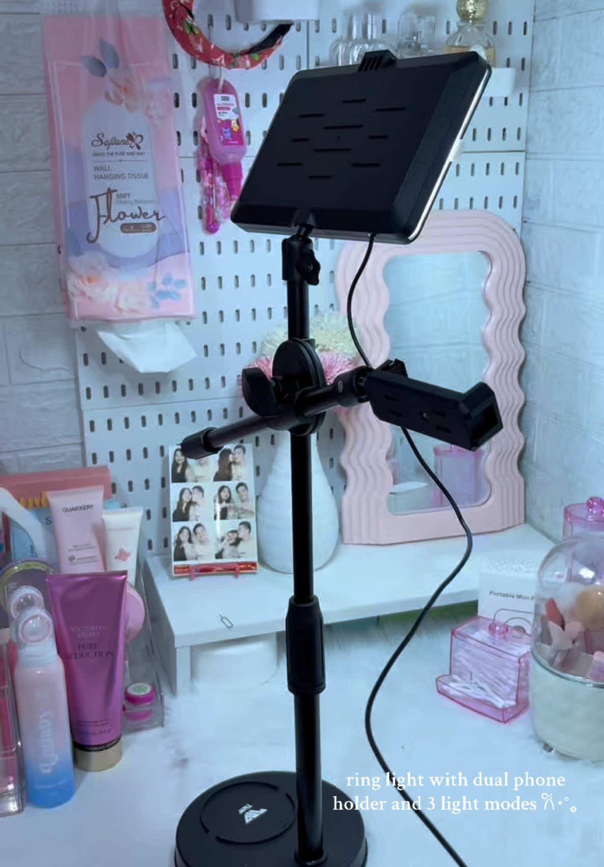 ring light with dual phone holder and 3 light modes 𐙚⋆°｡ #ringlight #ringlightwithphoneholder #lightning #fypシ゚ 