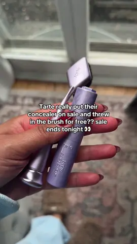 Grab your concealer stick  #tiktokshopfalldealsforyou #tiktokshoprestock #tiktokshopcybermonday #tartecosmetics 