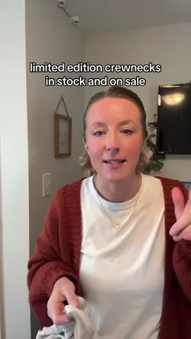 The quality of these @Comfrt sweatshirts just can’t be beat and they are so popular with teens! #hoodierecommendation #comfrt #teengiftideas #holidaygiftguide #momofteens 