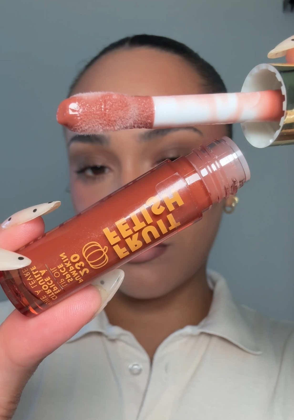 drug store fall lip combo 🎃 @Milani Cosmetics  ‘hot tamale’ plumping lipliner ‘pleasure’ lipstick  ‘pumpkin spice’ lip oil  #drugstorelipcombos #milanicosmetics #lipcombo 
