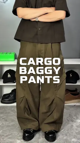 Cargo baggy pants. Ada 4 pilihan warna cek di keranjang #cargopants #baggypants #celanabaggy #rekomendasioutfit #outfitideas 