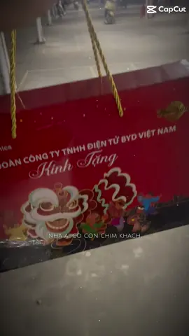 Nhận bánh trung thu 🥮 năm 2 tại cty #xuhuongtiktok #trangcherry  #byd 