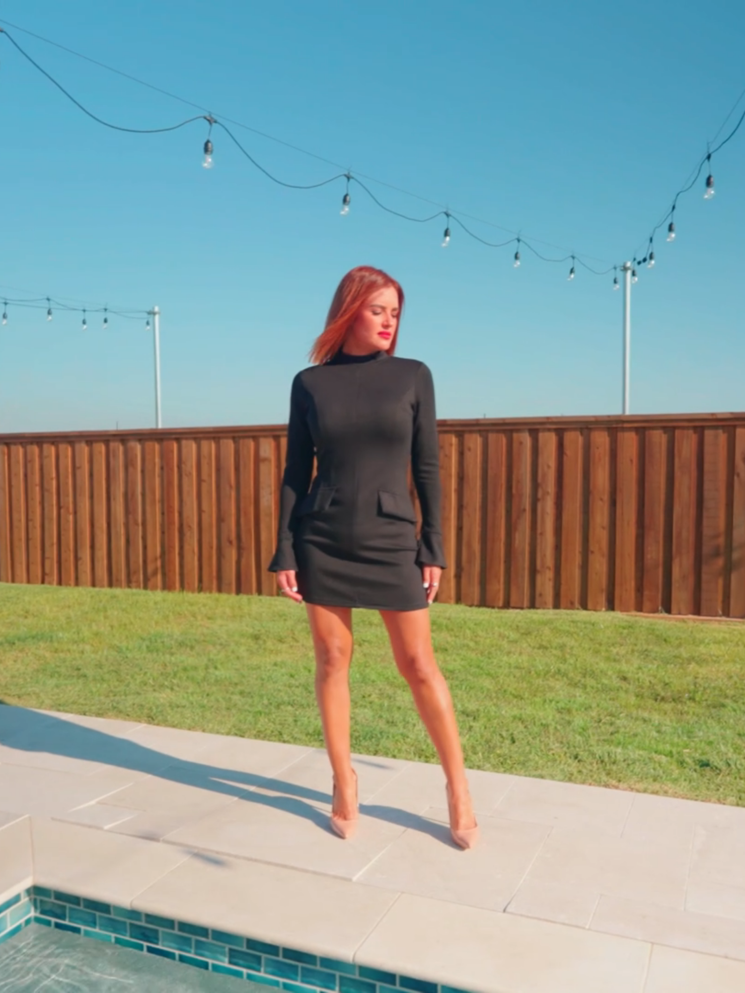 Check out this clip with our newest beauty Mariela, taking a fully clothed dip in the pool.  The full clip and wet preview pics are available at wetlookfashion.umd.net #wetlook #wetclothes #swimmingfullyclothed #littleblackdress #latina #pooljump #wetdress #higheels #wethair #photography #videography #dallasmodels #modelling #nasseklamotten #piscina