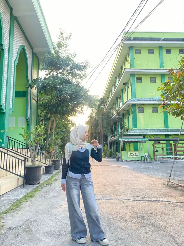 september S nya apa? semangat ngerjain tugas😒😅 #fyppppppppppppppppppppppp #tugaskuliah #mahasiswa #fotogeser #masukberanda 