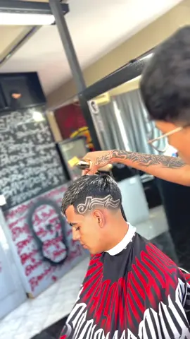F€1D D€S1NG€! #barber #style #freestyle 