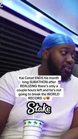 This worker at In N Out kept on GLAZING Kai Cenat while he was trying to get food 😭💀 #kaicenat #jidion #fyp #viral #funny 